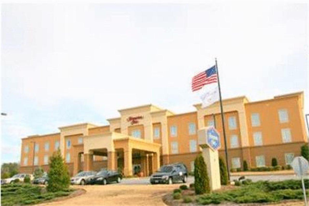 Hampton Inn איזלי מראה חיצוני תמונה