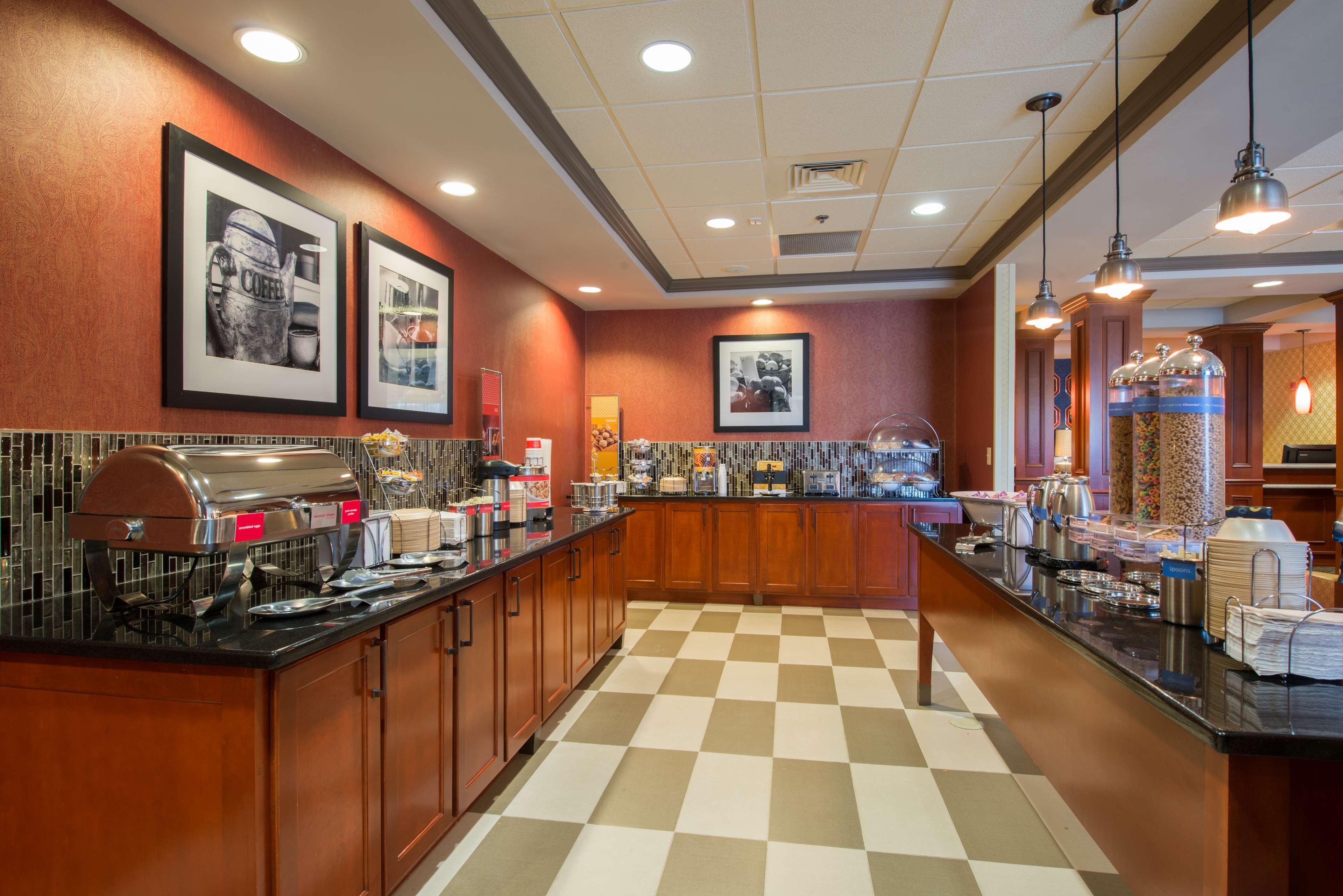 Hampton Inn איזלי מראה חיצוני תמונה