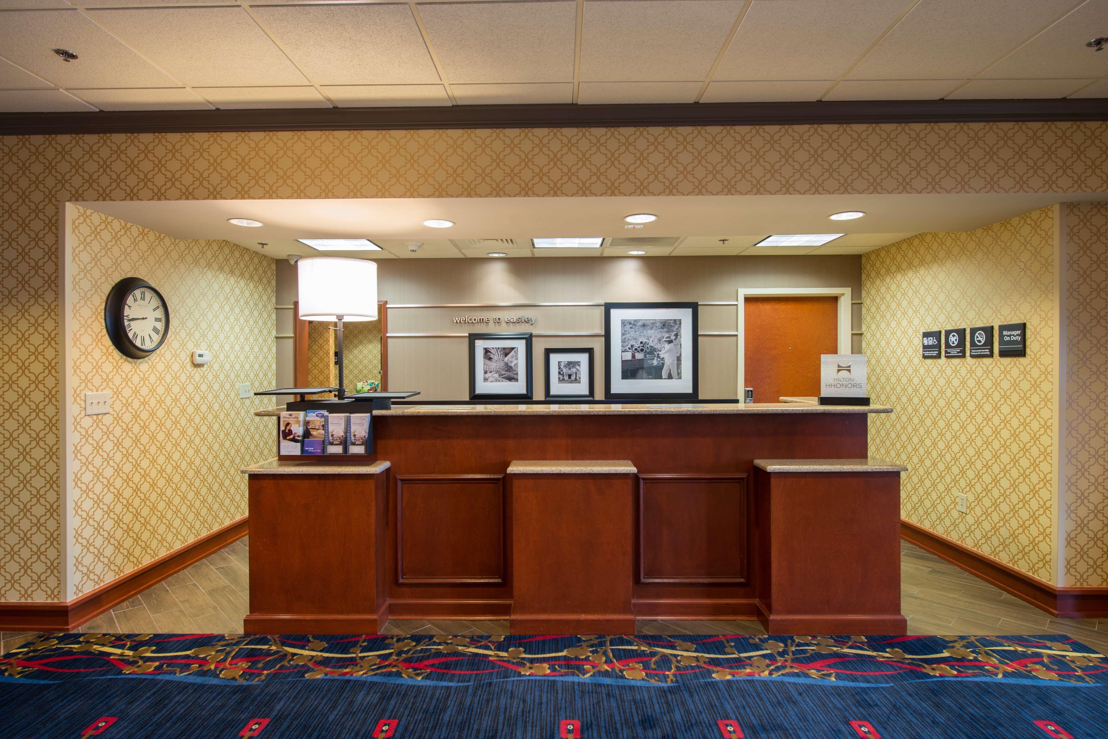 Hampton Inn איזלי מראה חיצוני תמונה