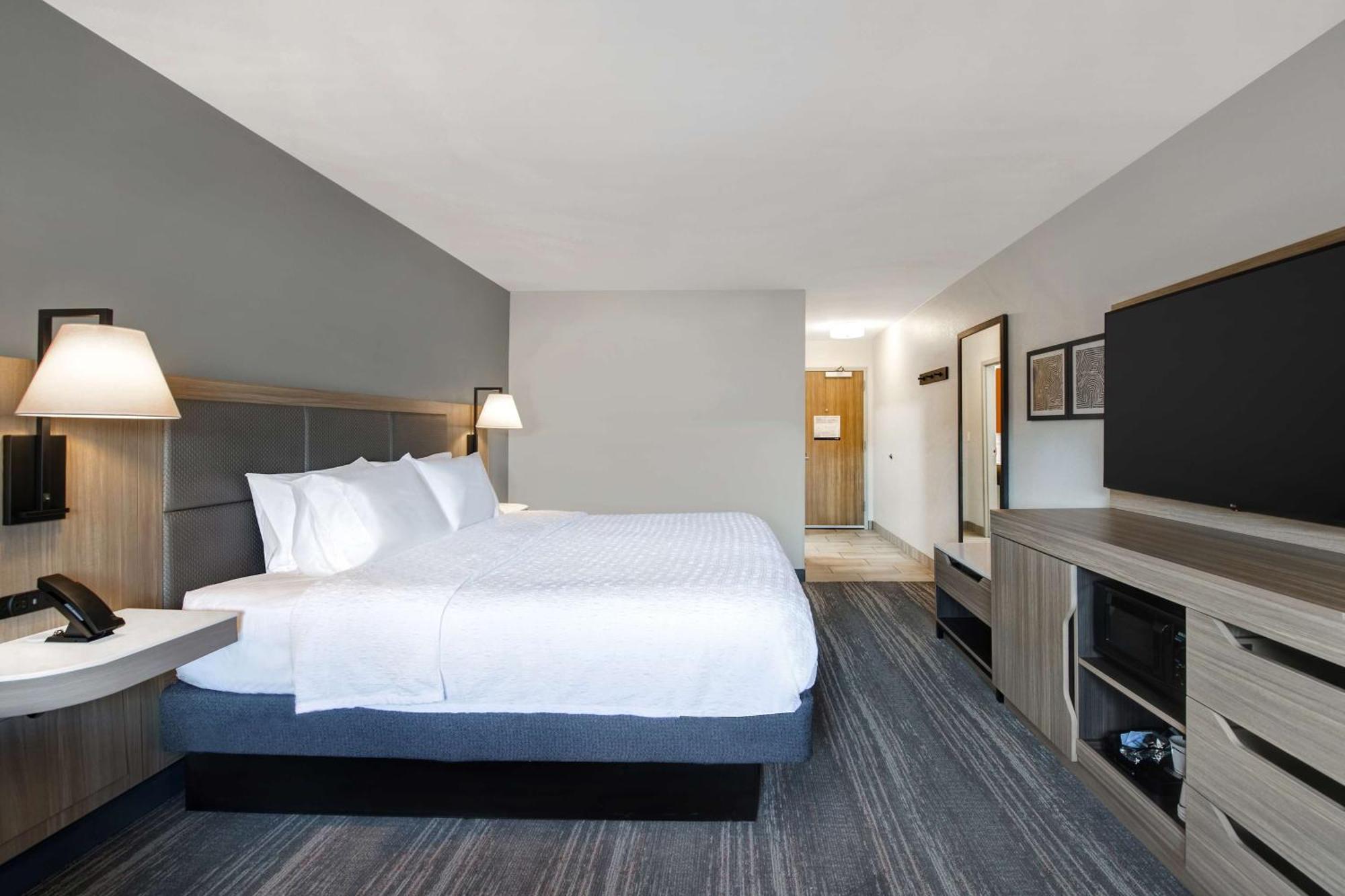 Hampton Inn איזלי מראה חיצוני תמונה