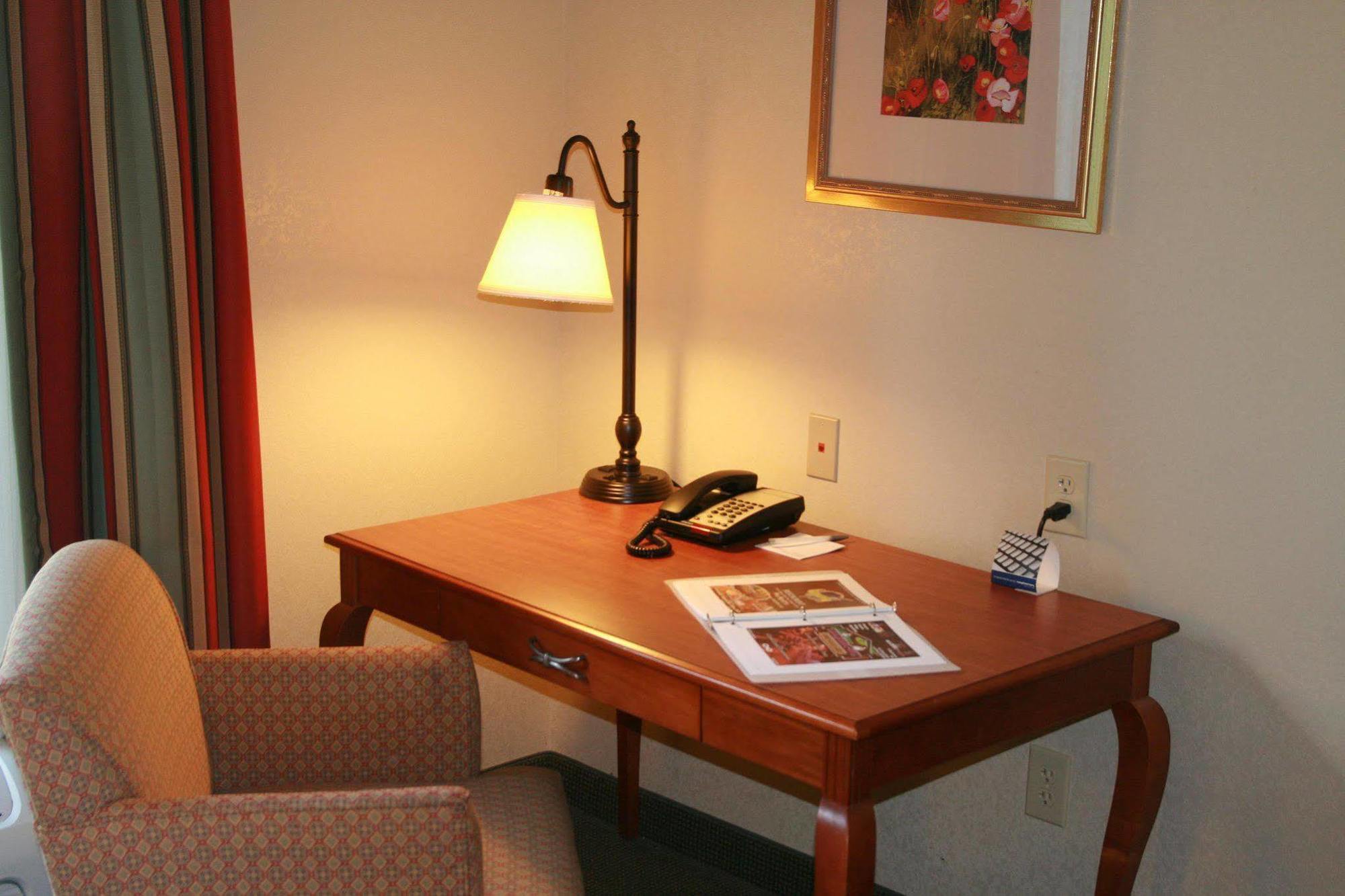 Hampton Inn איזלי חדר תמונה